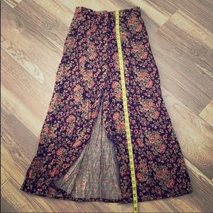 Beautiful Vintage Button-up Skirt